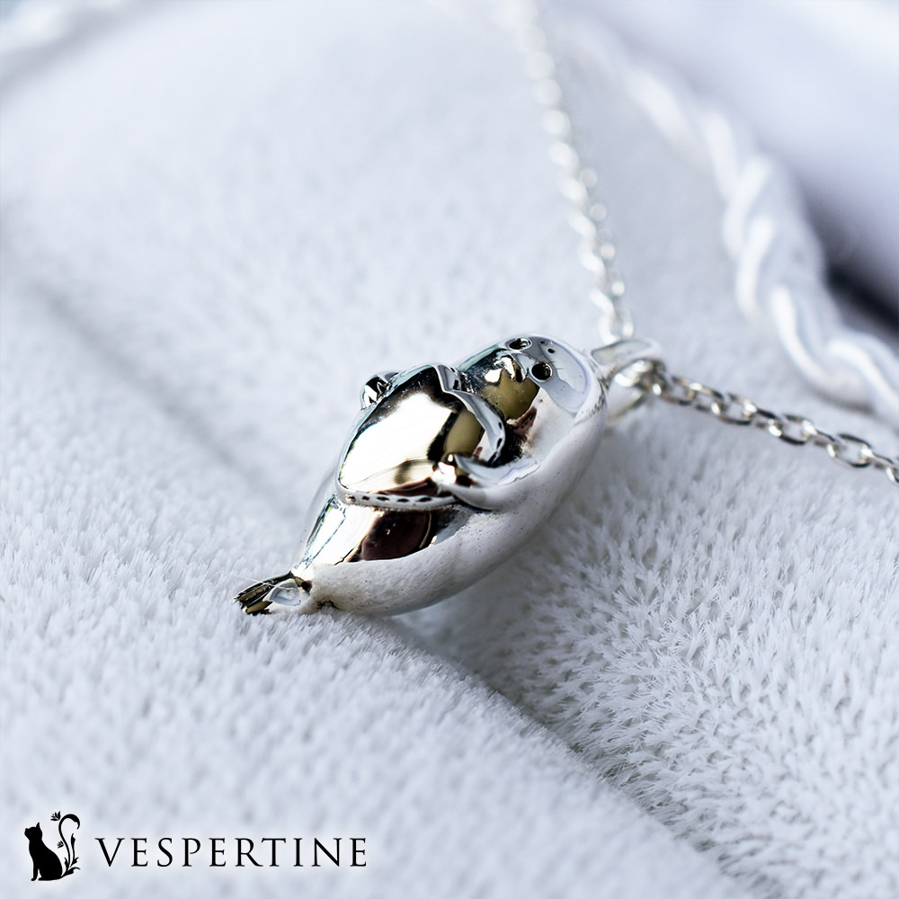 アザラシネックレス